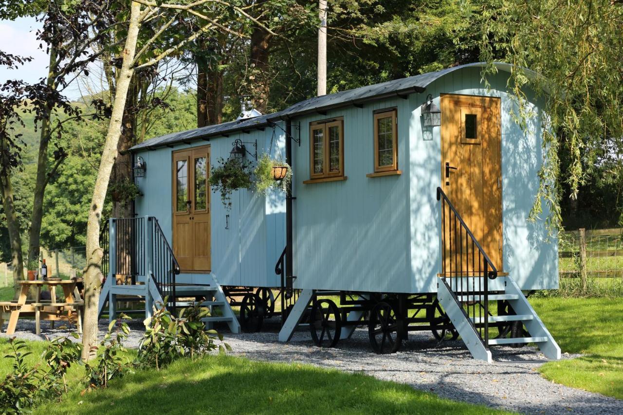 Upper Gelli Luxury Holiday Lodge, Converted Dairy & Cosy Shepherds Huts 웰시풀 외부 사진